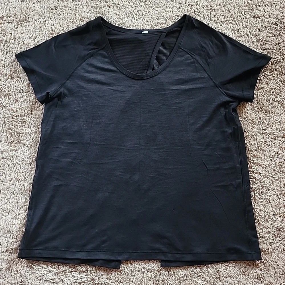 Lululemon split back top - Picture 3 of 3